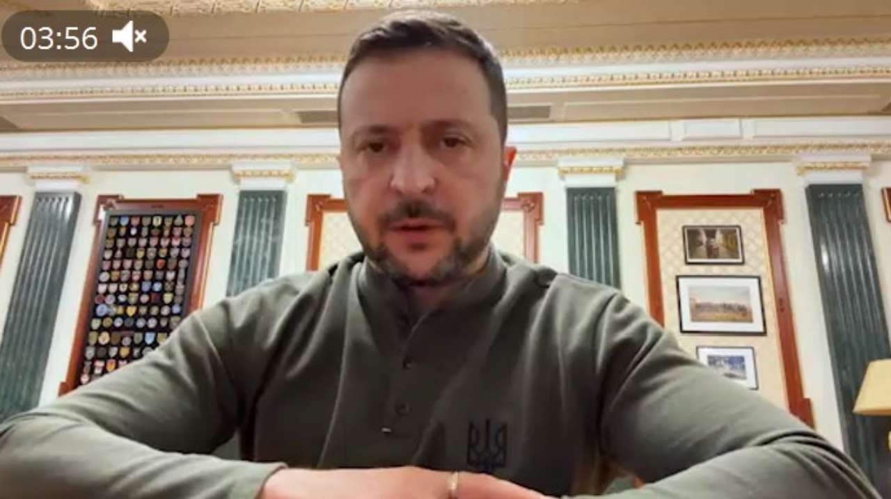 Про це сказав Зеленський у своєму вечірньому відеозверненні Про це сказав Зеленський у своєму вечірньому відеозверненні