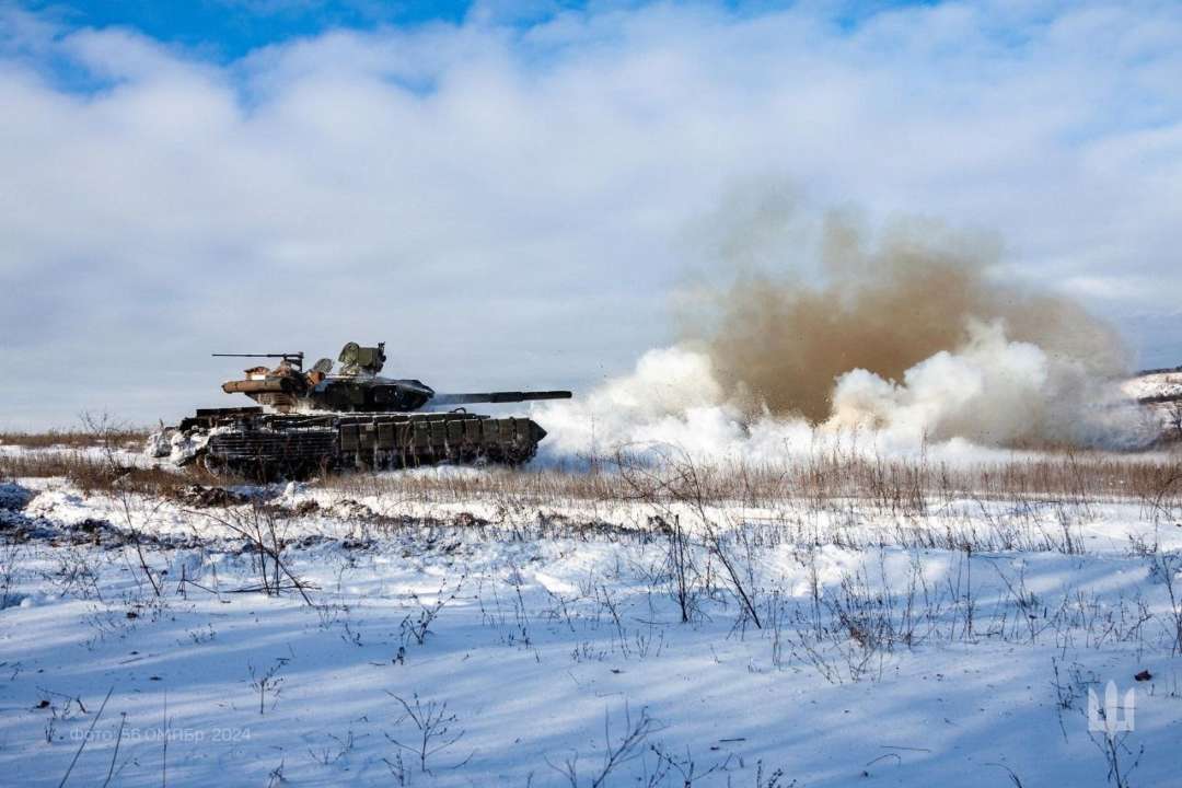 Захисники уразили ЗРК "Тор" та рідкісну російську САУ 2С34 "Хоста" Захисники уразили ЗРК "Тор" та рідкісну російську САУ 2С34 "Хоста"