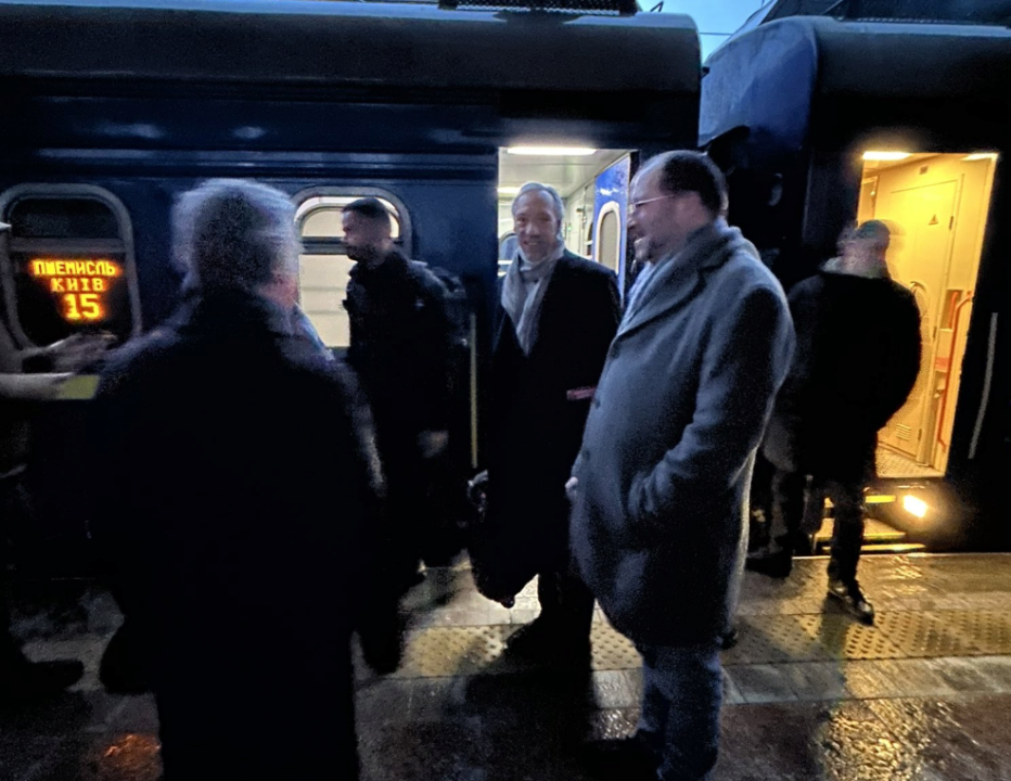 До України прибув голова МЗС Португалії