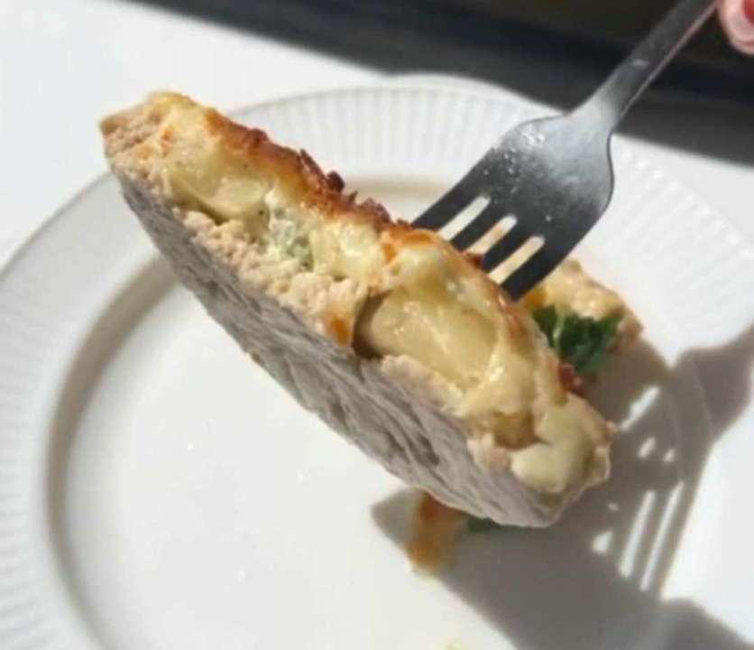 Фото: ТГ-канал ПРО КУЛІНАР🧑🍳 Курячі гнізда з ананасом та сиром: просто і цікаво