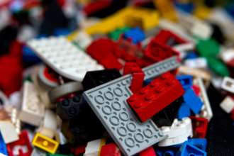 Фото: Getty Images/Автор: Ben Pruchnie Lego