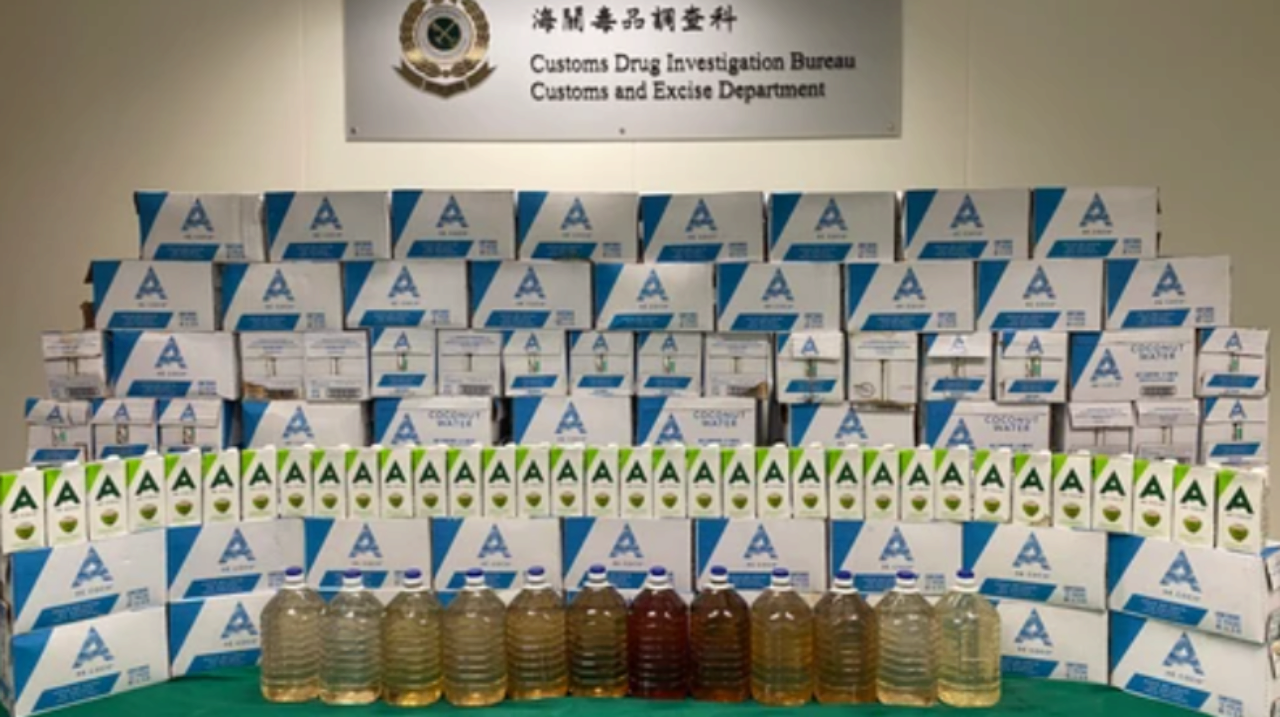 Перехваченная партия метамфетамина в виде кокосовой воды