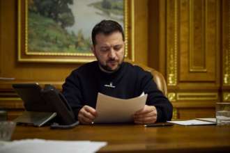 Также они затронули другие вопросы поддержки Украины Также они затронули другие вопросы поддержки Украины