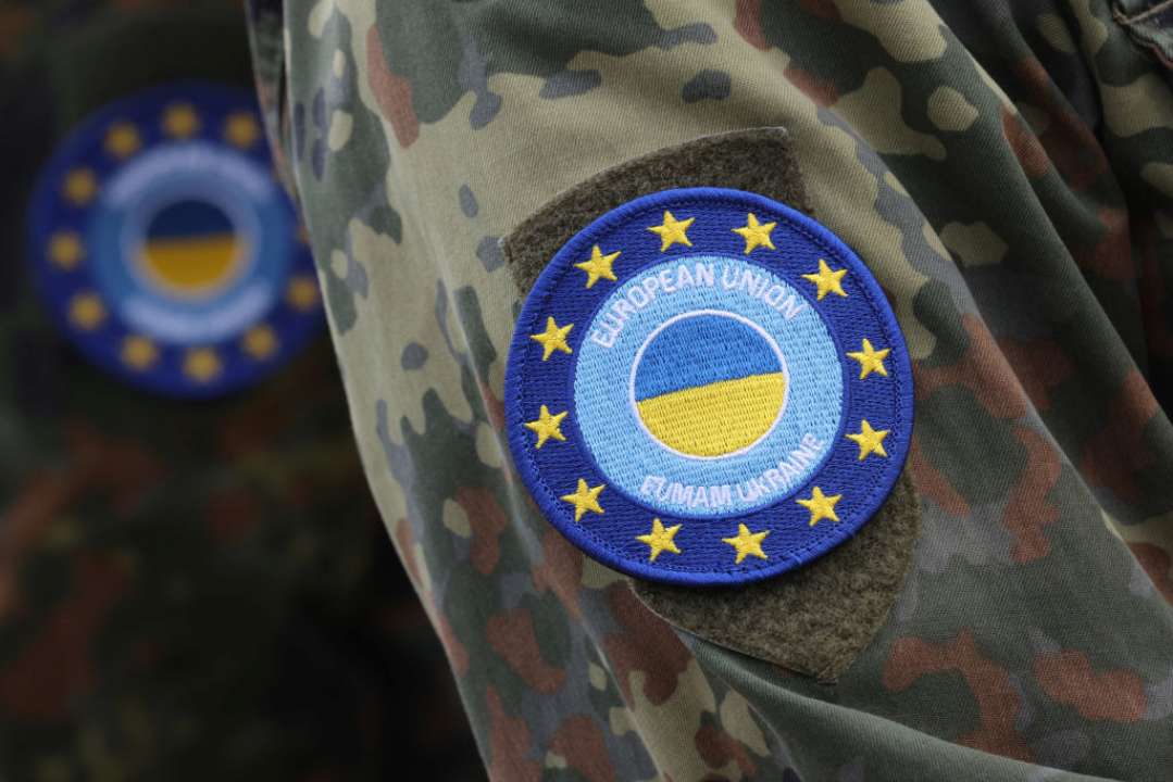 Совет ЕС утвердил выделение 1 млрд евро на закупку боеприпасов для Украины/Фото: Getty Images