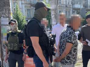 Правоохоронці затримали колишнього воєнкома Одеси / Фото: dbr.gov.ua Правоохоронці затримали колишнього воєнкома Одеси / Фото: dbr.gov.ua