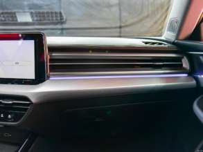 Volkswagen представила новый яркий седан, который станет заменой Passat/Фото: autohome.com.cn autohome.com.cn