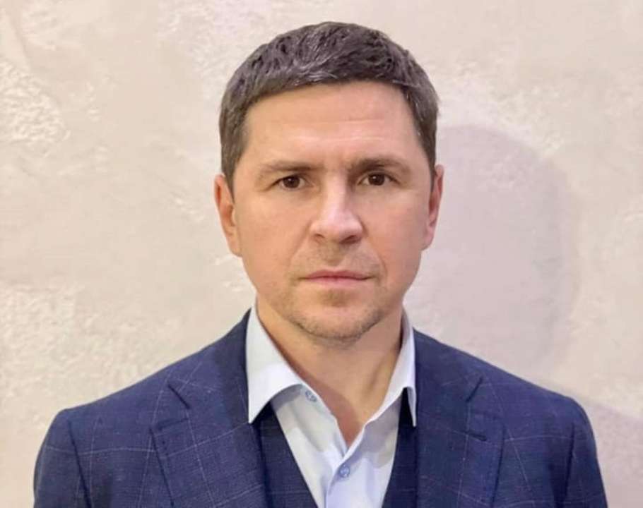 Подоляк розповів прихильникам заморожування війни про звірства росіян в Ізюмі/Фото: Facebook