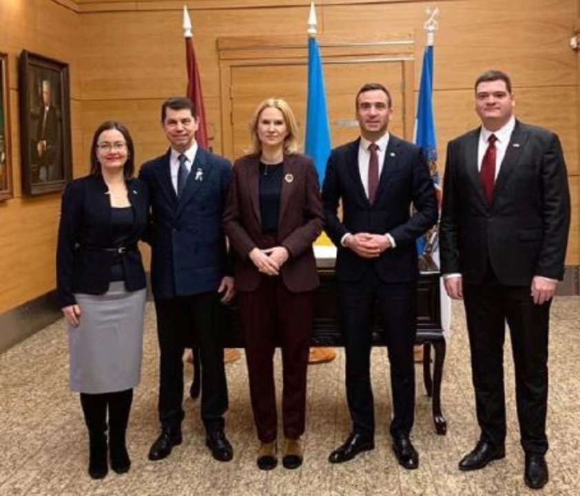 Центр помощи украинцам в Риге стал настоящим пунктом несокрушимости, надежды и опоры для украинцев