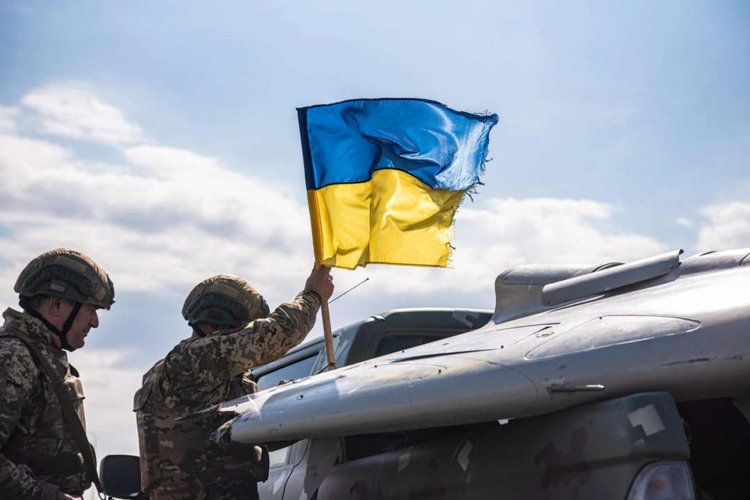 Опубліковано нові відео яскравої роботи захисників на різних напрямках Опубліковано нові відео яскравої роботи захисників на різних напрямках