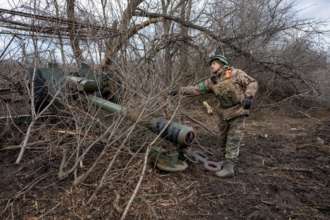 Под Бахмутом ВСУ одним выстрелом уничтожили склад рашистов/Фото: Getty Images Под Бахмутом ВСУ одним выстрелом уничтожили склад рашистов/Фото: Getty Images