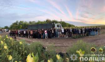 В Одесской области полиция задержала 48 военнообязанных, которые пытались пересечь границу/Фото: Нацполиция В Одесской области полиция задержала 48 военнообязанных, которые пытались пересечь границу/Фото: Нацполиция