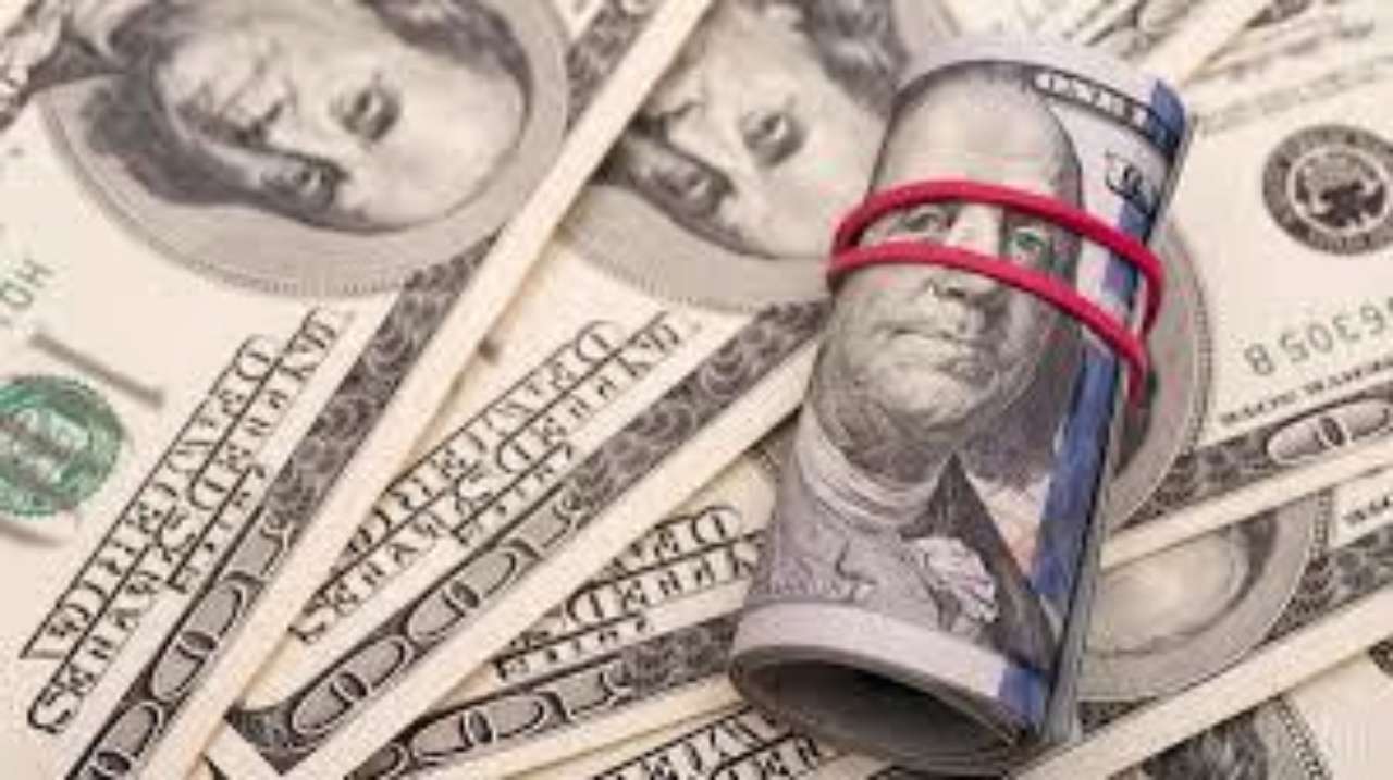 Валюти дешевшають в ціні: курс валют на 12 жовтня