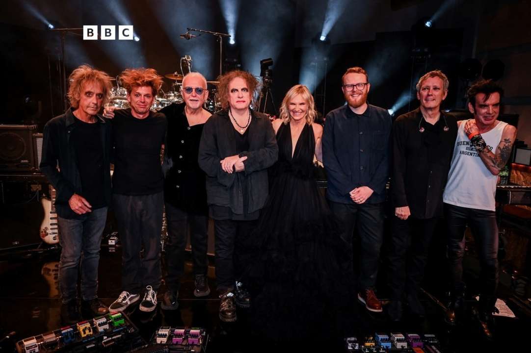 The Cure повернулися з новим альбомом: глибока і особиста робота Роберта Сміта