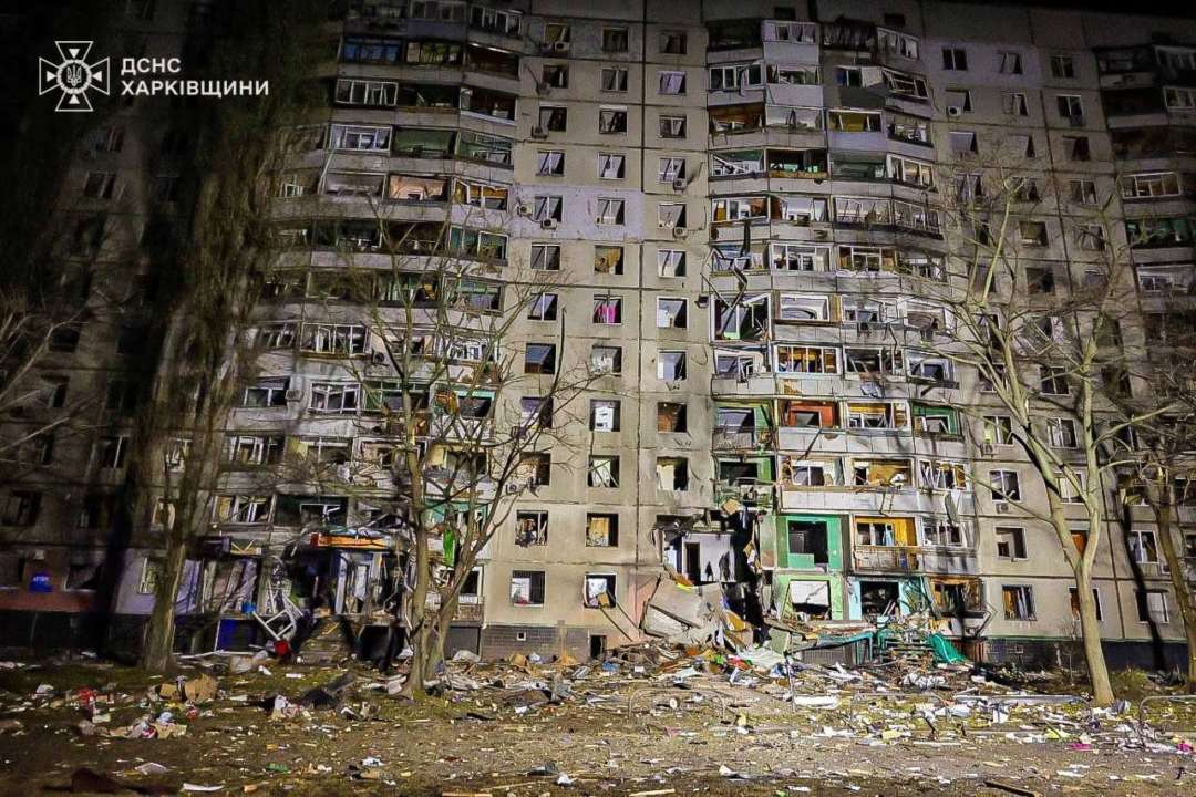 В Харькове было попадание в многоэтажку, пострадали более 20 человек/Фото: ГСЧС путин демонстрирует полное пренебрежение к Западу и международному праву — Ермак