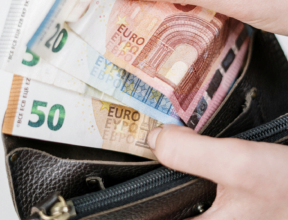 Евро заменит доллар как курсообразующая валюта в Украине/Фото: pexels Евро заменит доллар как курсообразующая валюта в Украине – заместитель главы НБУ