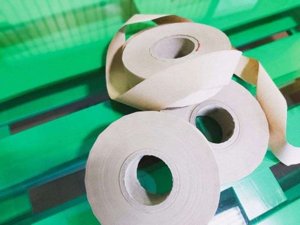 В Україні виготовили екологічний скотч В Україні виготовили екологічний скотч
