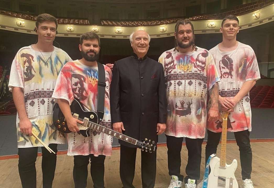 Оркестр НАОНІ зіграв знаменитий патріотичний хіт разом із PROBASS ∆ HARDI/Фото: Instagram Оркестр НАОНІ зіграв знаменитий патріотичний хіт разом із PROBASS ∆ HARDI/Фото: Instagram