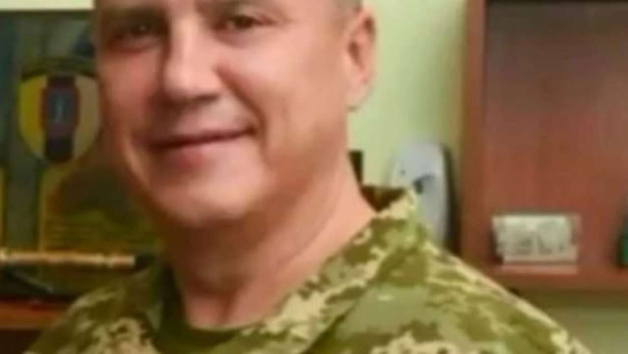 Полковника Борисова Євгена Михайловича, начальника Одеського обласного територіального центру комплектування та соціальної підтримки оперативного командування "Південь" Сухопутних військ Збройних Сил України, звільнено Полковника Борисова Євгена Михайловича, начальника Одеського обласного територіального центру комплектування та соціальної підтримки оперативного командування "Південь" Сухопутних військ Збройних Сил України, звільнено