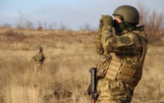 Фото: украинские военные (facebook.com/pressjfo.news) На Донбассе боевики обстреляли украинские позиции: погиб военный
