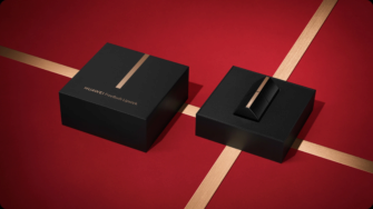 Huawei FreeBuds Lipstick нагадують губну помаду/Фото: Huawei Huawei