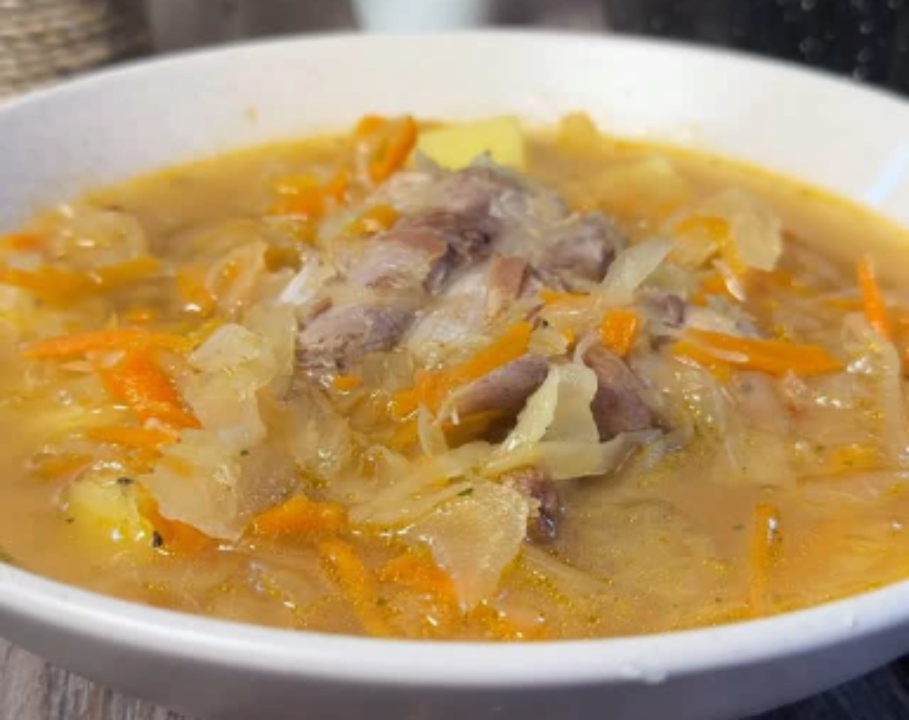 Рецепт капустняка/Фото: скрин Вкусный и наваристый капустняк: традиционный рецепт