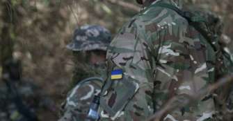 Військовослужбовці та їхні родичі можуть зателефонувати на спеціальну "гарячу лінію" та отримати консультацію / Фото: Генштаб Військовослужбовці та їхні родичі можуть зателефонувати на спеціальну "гарячу лінію" та отримати консультацію / Фото: Генштаб