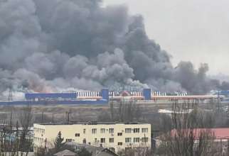 В Мариуполе для перемещения выдают спецпропуска/Фото: wikipedia В Мариуполе для перемещения выдают спецпропуска