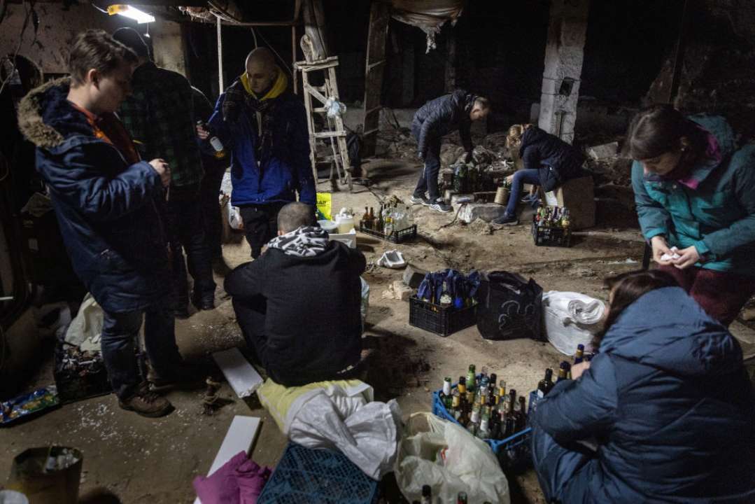 Російські окупанти вбили волонтерів із Маріуполя/Фото: Getty Images Російські окупанти вбили волонтерів із Маріуполя/Фото: Getty Images