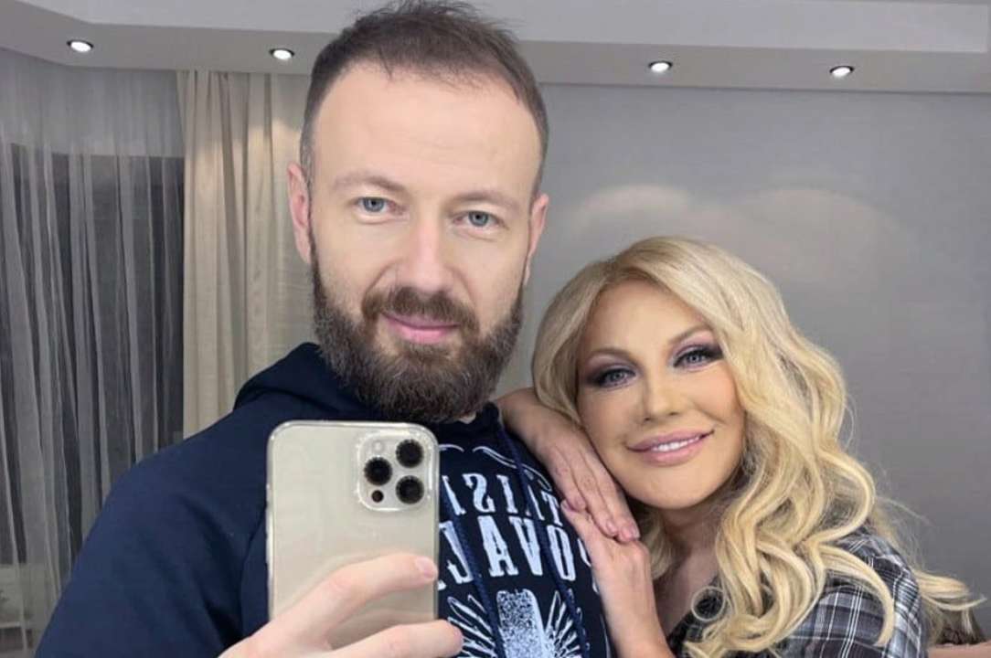 Це її історія: син Повалій прокоментував цинічний виступ співачки 9-го травня у москві