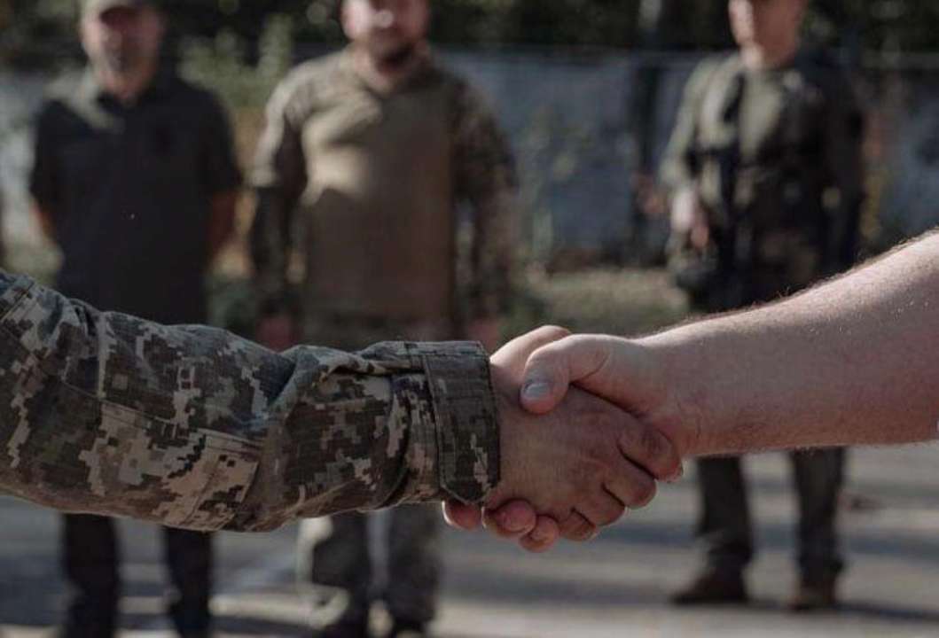 Ці кошти необхідні для оперативних закупівель, ремонти авто/дронів, побудову тимчасових ППД та КСП (Командно-спостережний пункт, Пункт постійної дислокації)тощо. Це рішення однозначно дозволить нашій армії, особливо на передових позиціях Ці кошти необхідні для оперативних закупівель, ремонти авто/дронів, побудову тимчасових ППД та КСП (Командно-спостережний пункт, Пункт постійної дислокації)тощо. Це рішення однозначно дозволить нашій армії, особливо на передових позиціях
