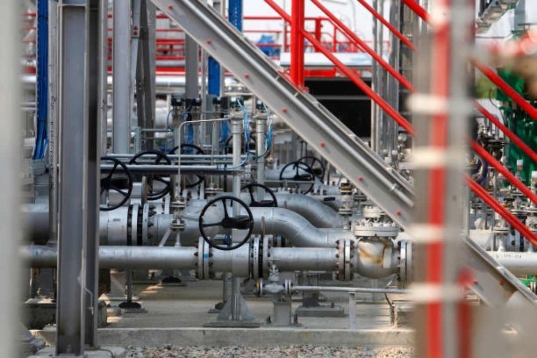 Постачання скрапленого газу з росії вперше під ударом американських санкцій