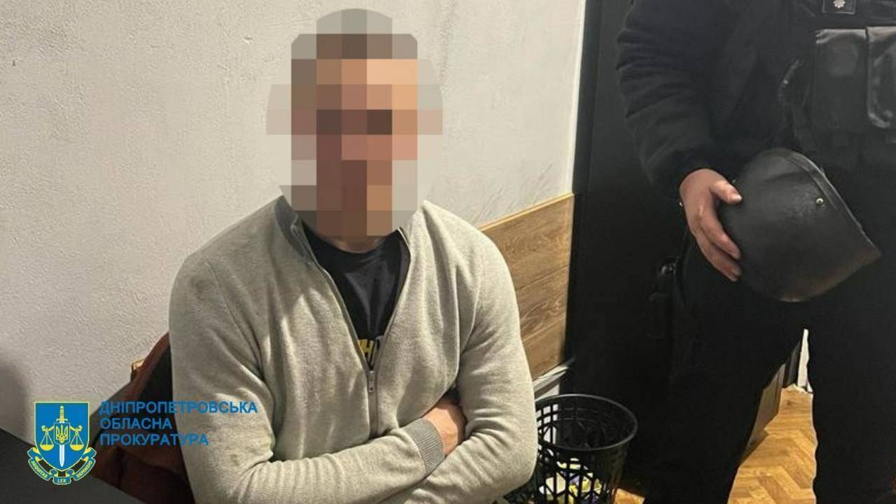 Підозрюваного у вбивстві заступника міського голови Нікополя затримано/Фото: Нацполіція, Офіс генпрокурора Підозрюваного у вбивстві заступника міського голови Нікополя затримано/Фото: Нацполіція, Офіс генпрокурора