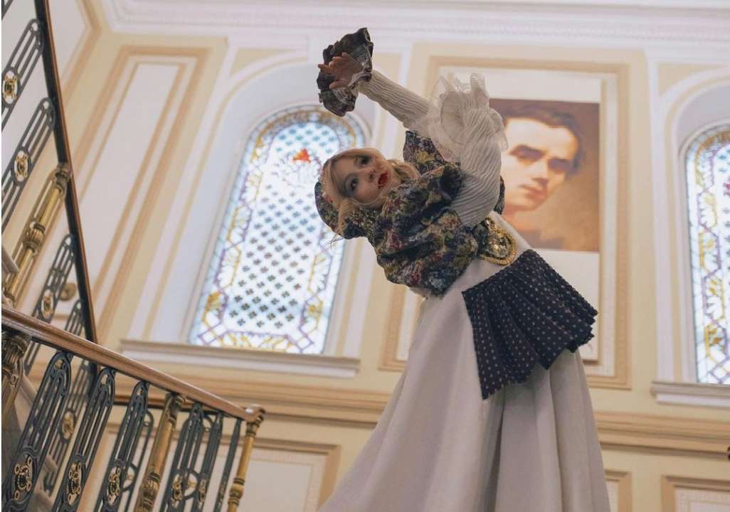 Vivienne Mort випустив кліп, присвячений підриву Каховської ГЕС / Фото: Instagram Український гурт Vivienne Mort випустив відеокліп, присвячений трагедії на Каховській ГЕС