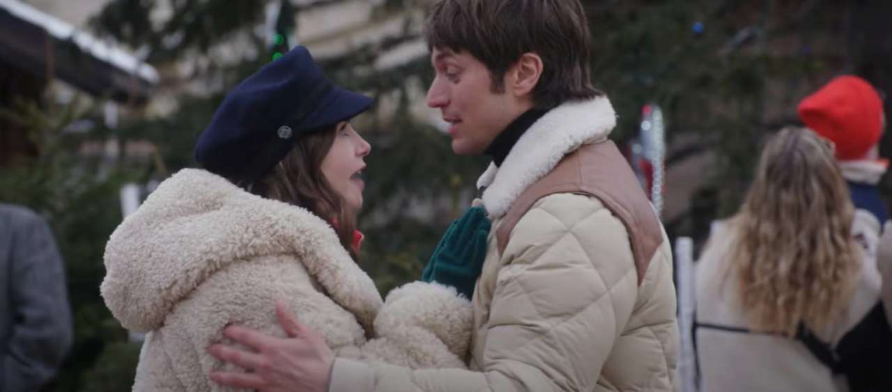 Кадр из сериала "Эмили в Париже" / Фото: Netflix Ukraine "Эмили в Париже" возвращается: Netflix выпустил трейлер второй части 4 сезона