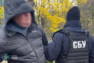 Правоохоронці викрили ще три схеми ухилення від військової служби за допомогою представників МСЕК і ВЛК/Фото: СБУ, Офіс генпрокурора Правоохоронці викрили ще три схеми ухилення від військової служби за допомогою представників МСЕК і ВЛК/Фото: СБУ, Офіс генпрокурора