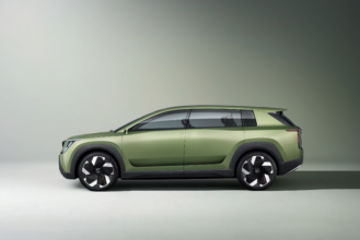 Skoda представила новый флагманский электрокроссовер/Фото: Skoda Skoda представила стильный флагманский электрокроссовер с запасом хода более 600 км