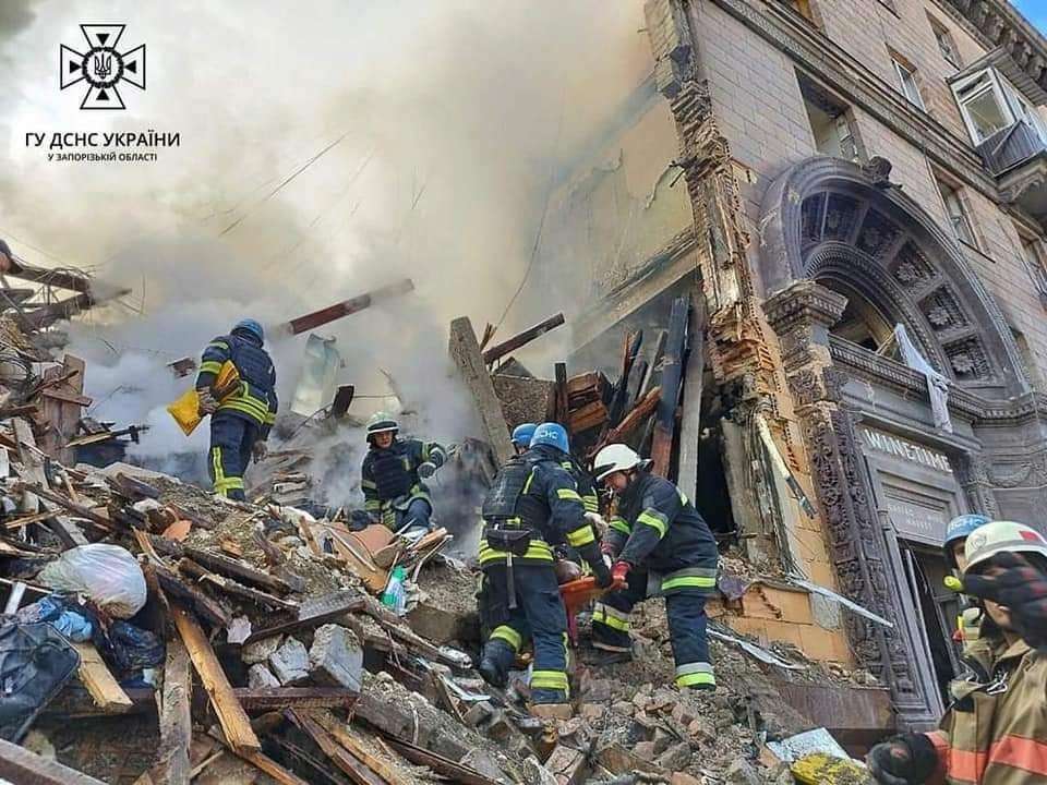 Кількість жертв в результаті ракетного удару по Запоріжжі зросла до 11 осіб – ДСНС