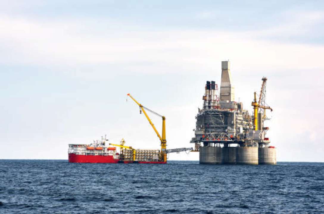 Греческие судоходные компании не будут перевозить российскую нефть — Reuters