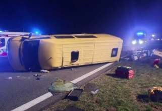У Польщі в ДТП потрапив мікроавтобус з українцями/Фото: facebook У Польщі перекинувся мікроавтобус з українцями: загинув 12-річний хлопець