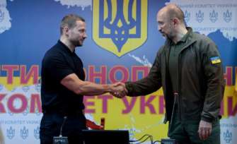 Денис Шмыгаль представил коллективу АМКУ нового руководителя/Фото: Denys_Smyhal Премьер-министр Денис Шмыгаль представил коллективу АМКУ нового руководителя – Павла Кириленко