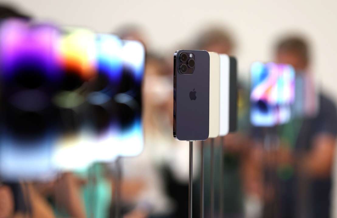 Apple представила серию iPhone 14: впечатляющие характеристики, цена и новый дизайн