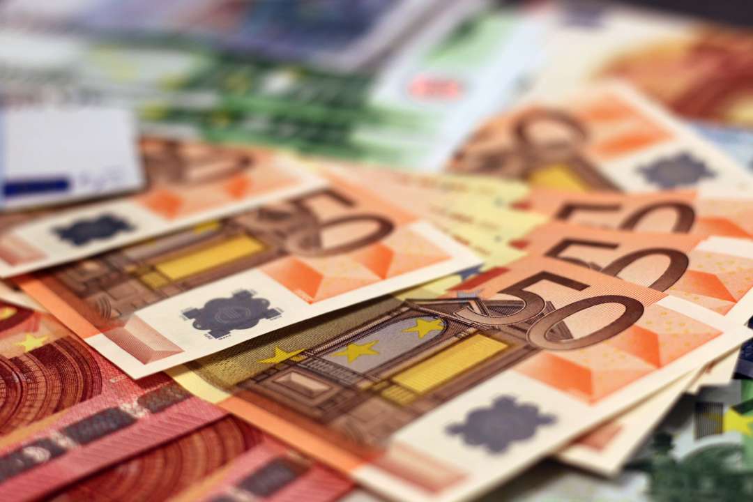 Фото з pexels.com Гетманцев розповів, якими були надходження до бюджету від обмінників