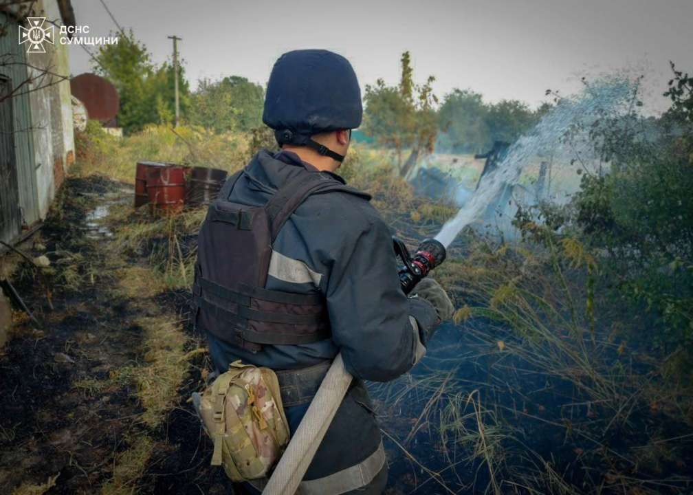 Сумщина зазнала масованого авіаційного удару Сумщина зазнала масованого авіаційного удару