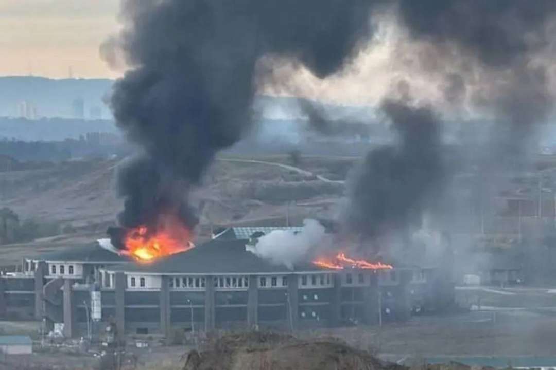 "Неизвестный" беспилотник атаковал университет спецназа в Чечне "Неизвестный" беспилотник атаковал университет спецназа в Чечне
