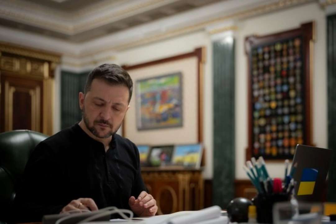 "Европа должна быть за столом переговоров": Зеленский провел беседу с премьер-министром Греции
