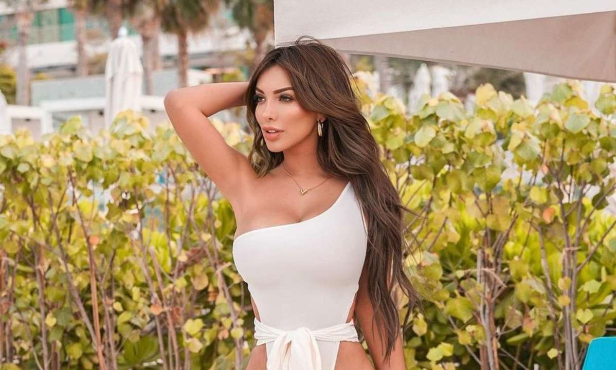 Во время фотосессии на "Мисс Перу" напала обезьяна/Фото: Instagram/Автор: paulamanzz paulamanzz