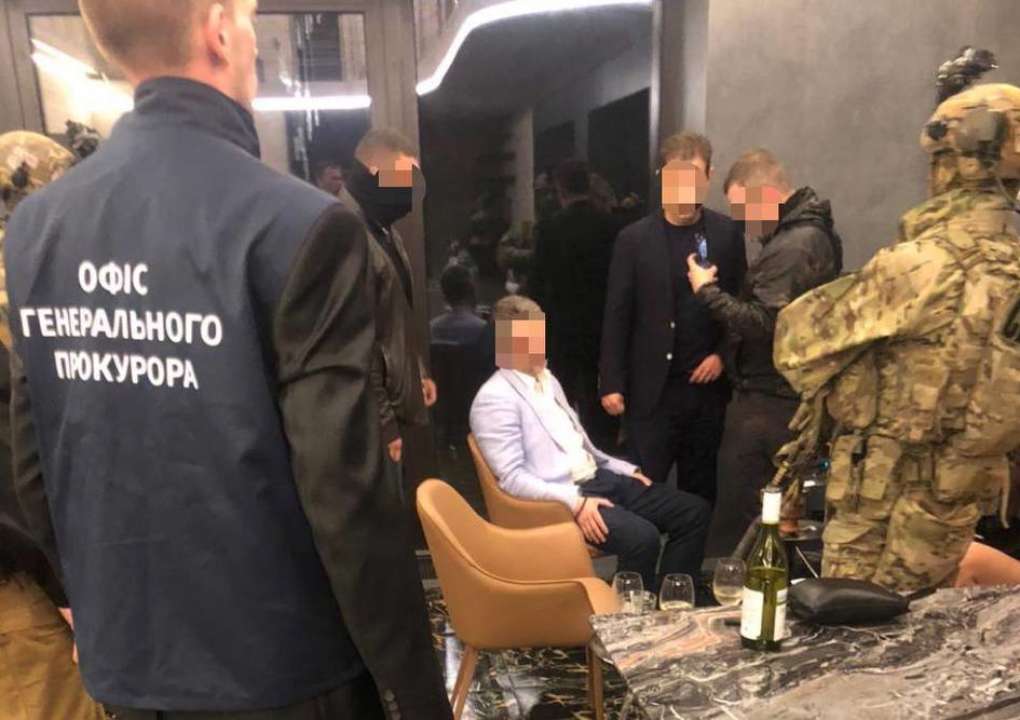 Силовики затримали депутата-хабарника / Фото: t.me/pgo_gov_ua Силовики затримали депутата-хабарника / Фото: t.me/pgo_gov_ua
