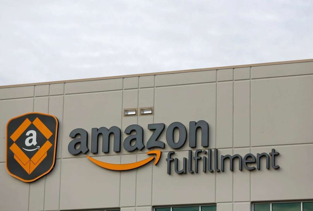 Иллюстрация REUTERS На компанию Amazon подали в суд