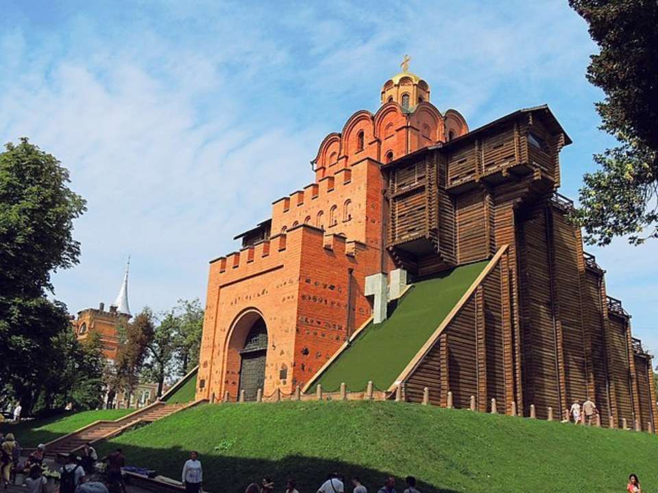 Золотые ворота вошли в 20-ку лучших районов в мире/Фото: Wikipedia Commons Район "Золотые ворота" в Киеве назвали одним из лучших в мире