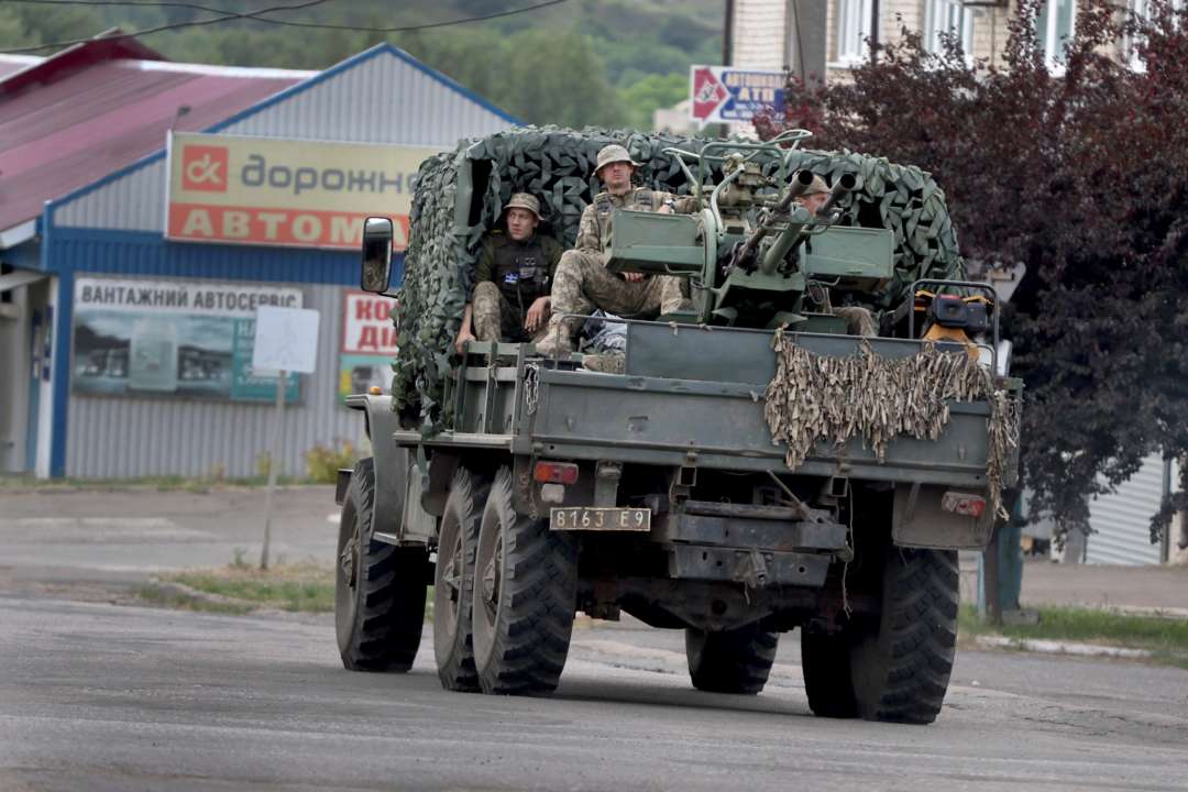 Военные